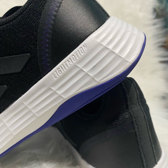 Sneakers - Picture 5 of 5